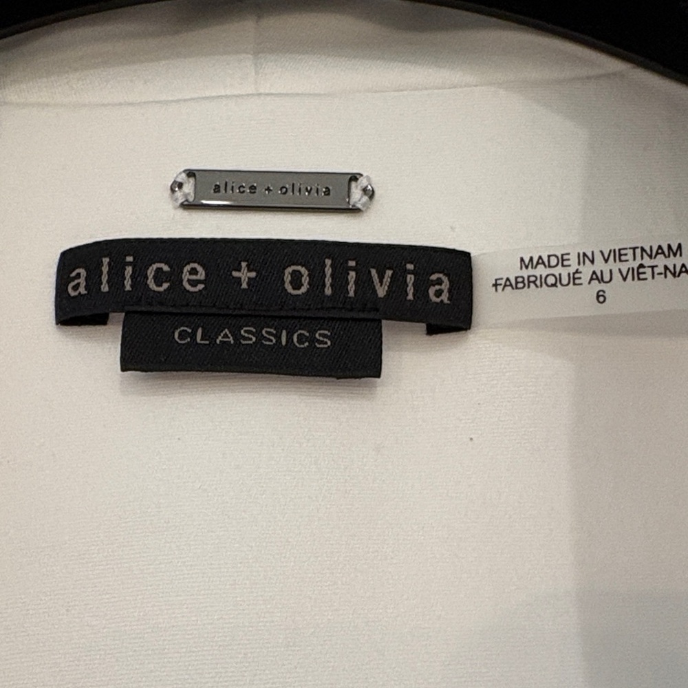 Alice + Olivia Elegant Cream Blazer - Picture 2 of 5